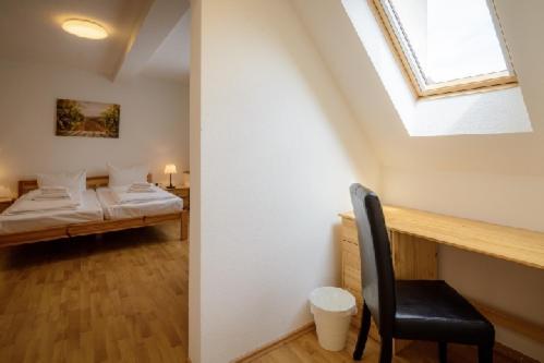 Hotel Zum Engel In Speyer - Roemerberg Berghausen  Exteriör bild
