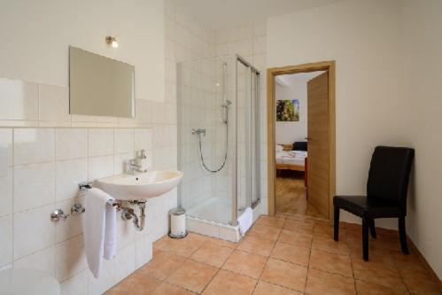 Hotel Zum Engel In Speyer - Roemerberg Berghausen  Exteriör bild